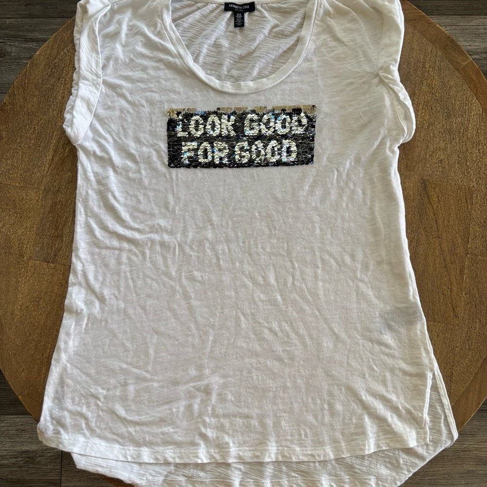 Kenneth Cole White T-Shirt Top Sequin Graphic S Medium